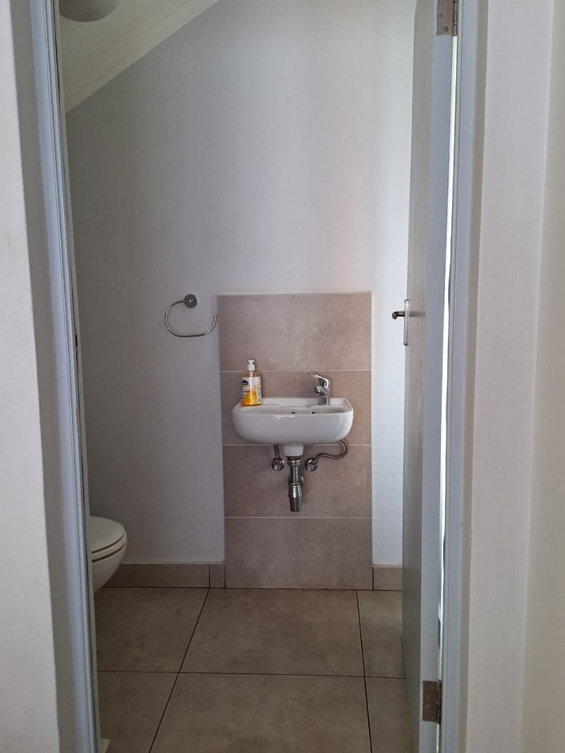 To Let 3 Bedroom Property for Rent in Thatchfield Estate Gauteng