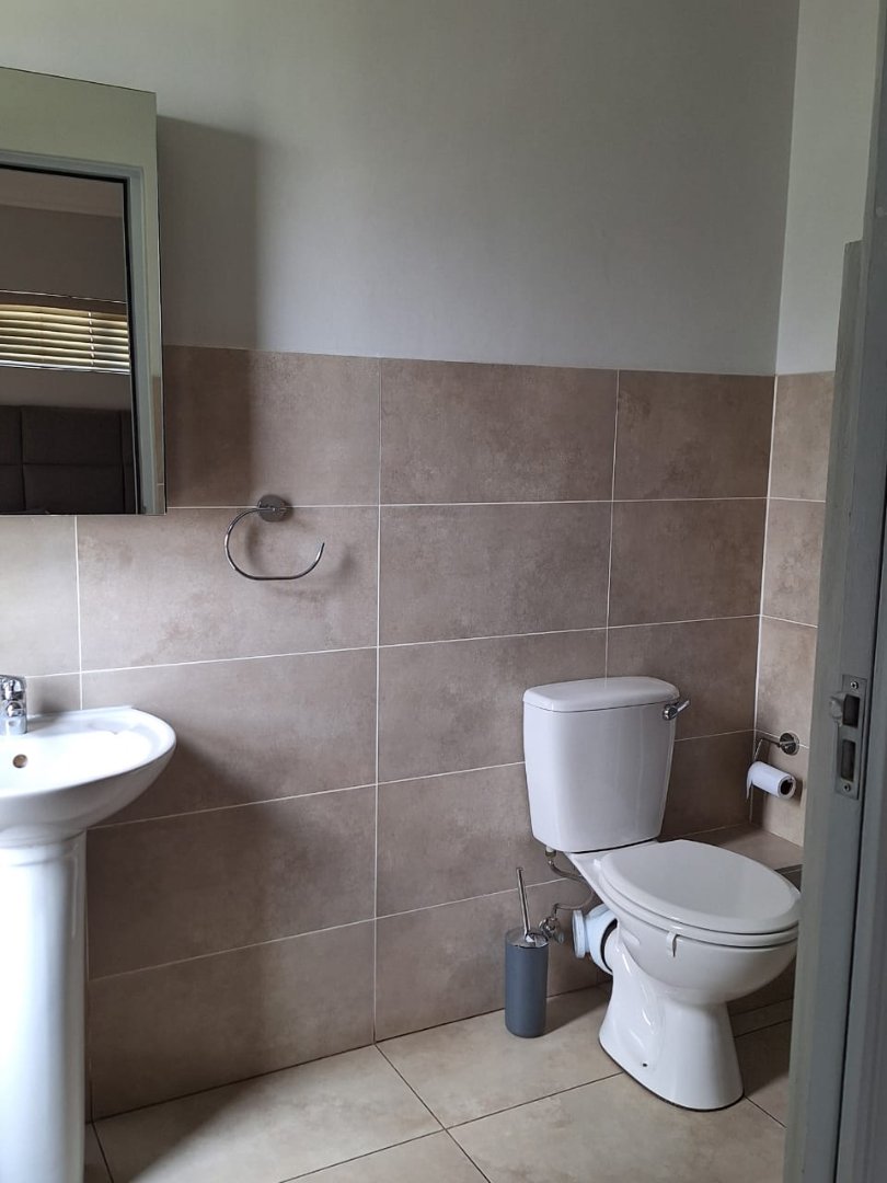 To Let 3 Bedroom Property for Rent in Thatchfield Estate Gauteng