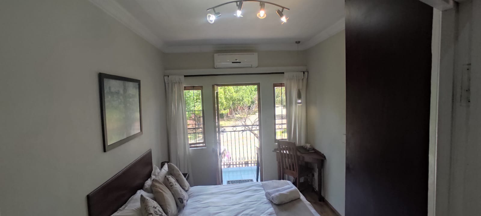 6 Bedroom Property for Sale in Vanderbijlpark SE 3 Gauteng