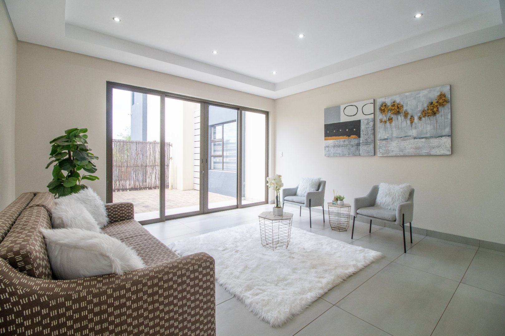 6 Bedroom Property for Sale in Serengeti Lifestyle Estate Gauteng