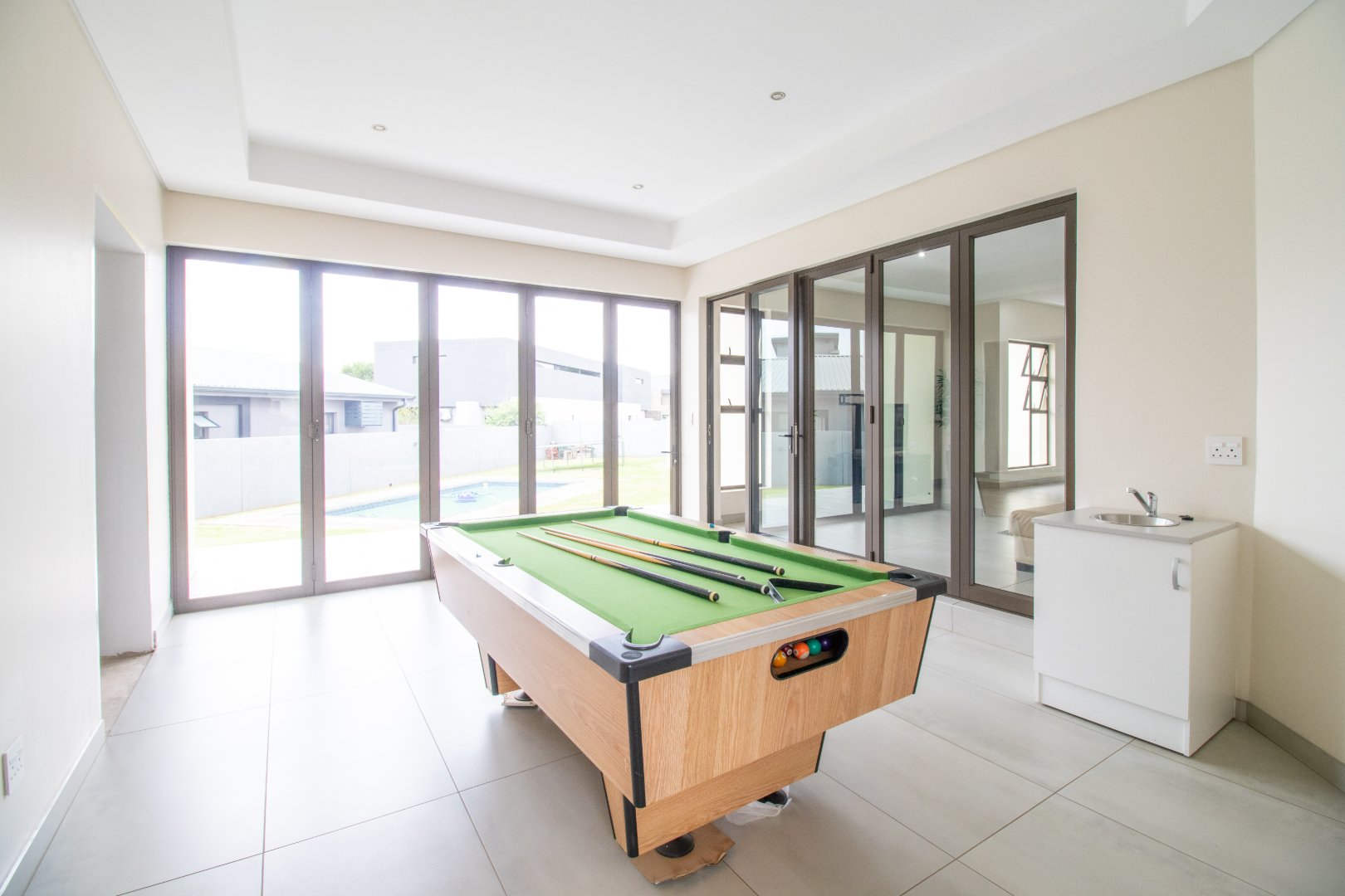 6 Bedroom Property for Sale in Serengeti Lifestyle Estate Gauteng