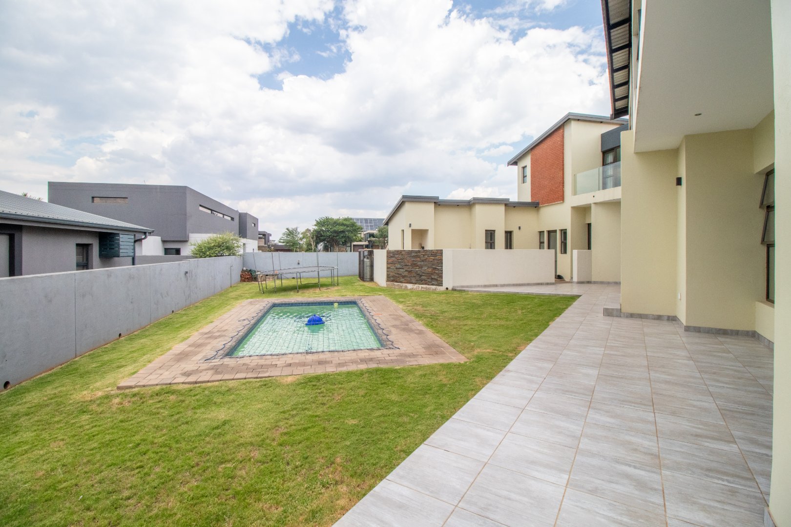 6 Bedroom Property for Sale in Serengeti Lifestyle Estate Gauteng