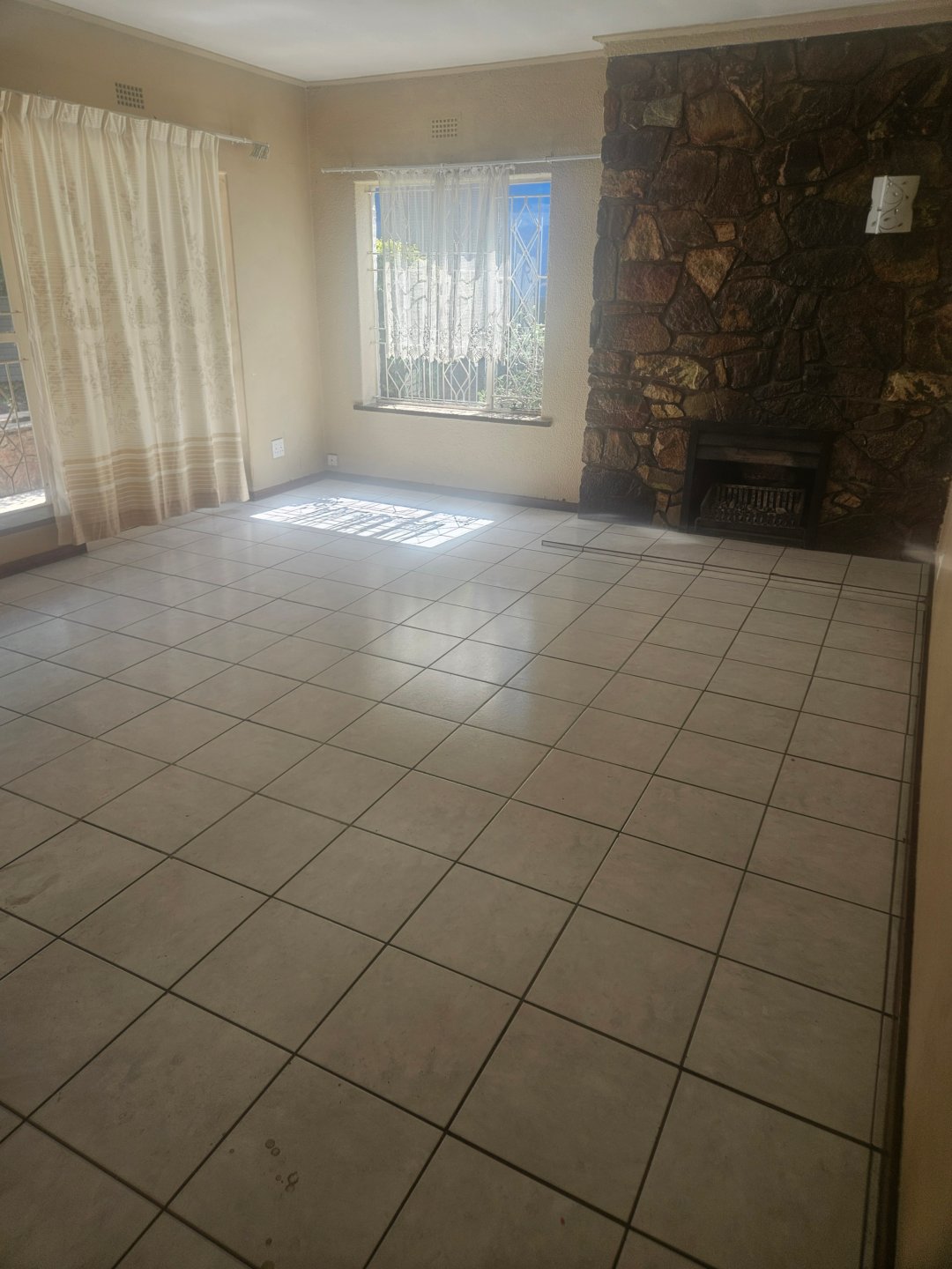 4 Bedroom Property for Sale in Cresta Gauteng