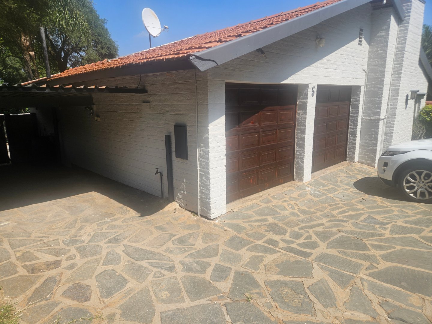 4 Bedroom Property for Sale in Cresta Gauteng