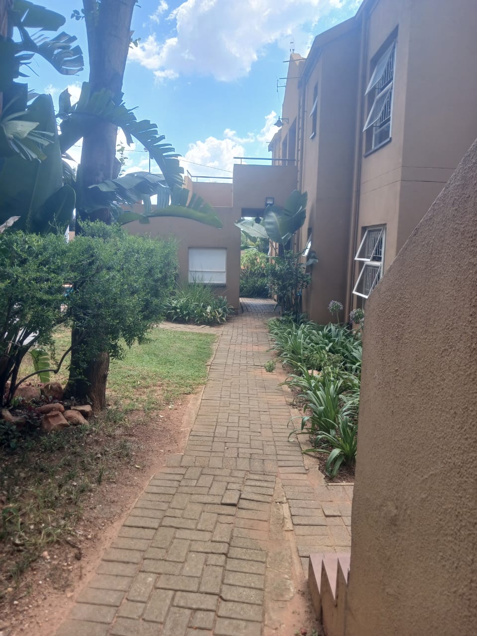 2 Bedroom Property for Sale in Northern Acres Gauteng