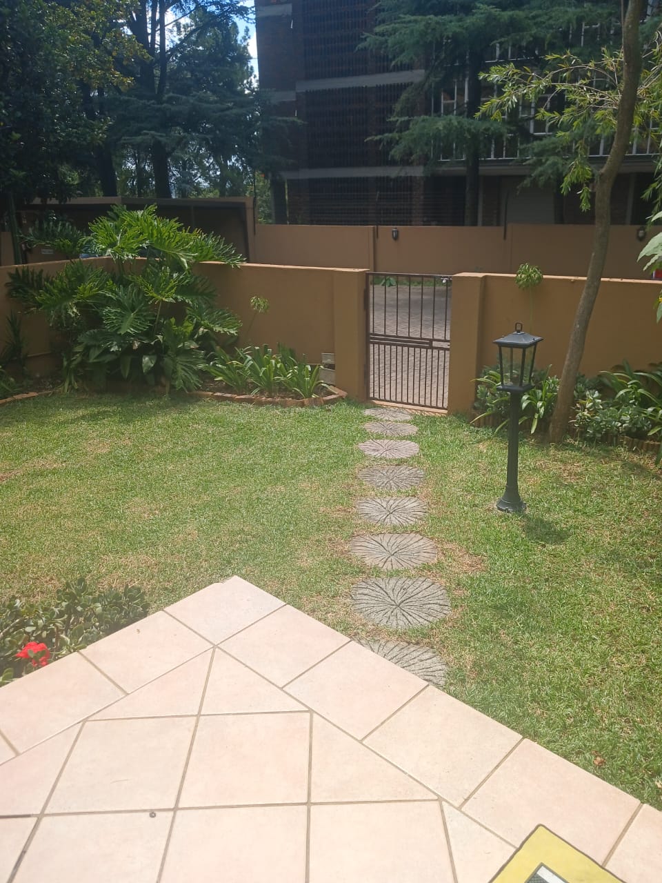 2 Bedroom Property for Sale in Northern Acres Gauteng