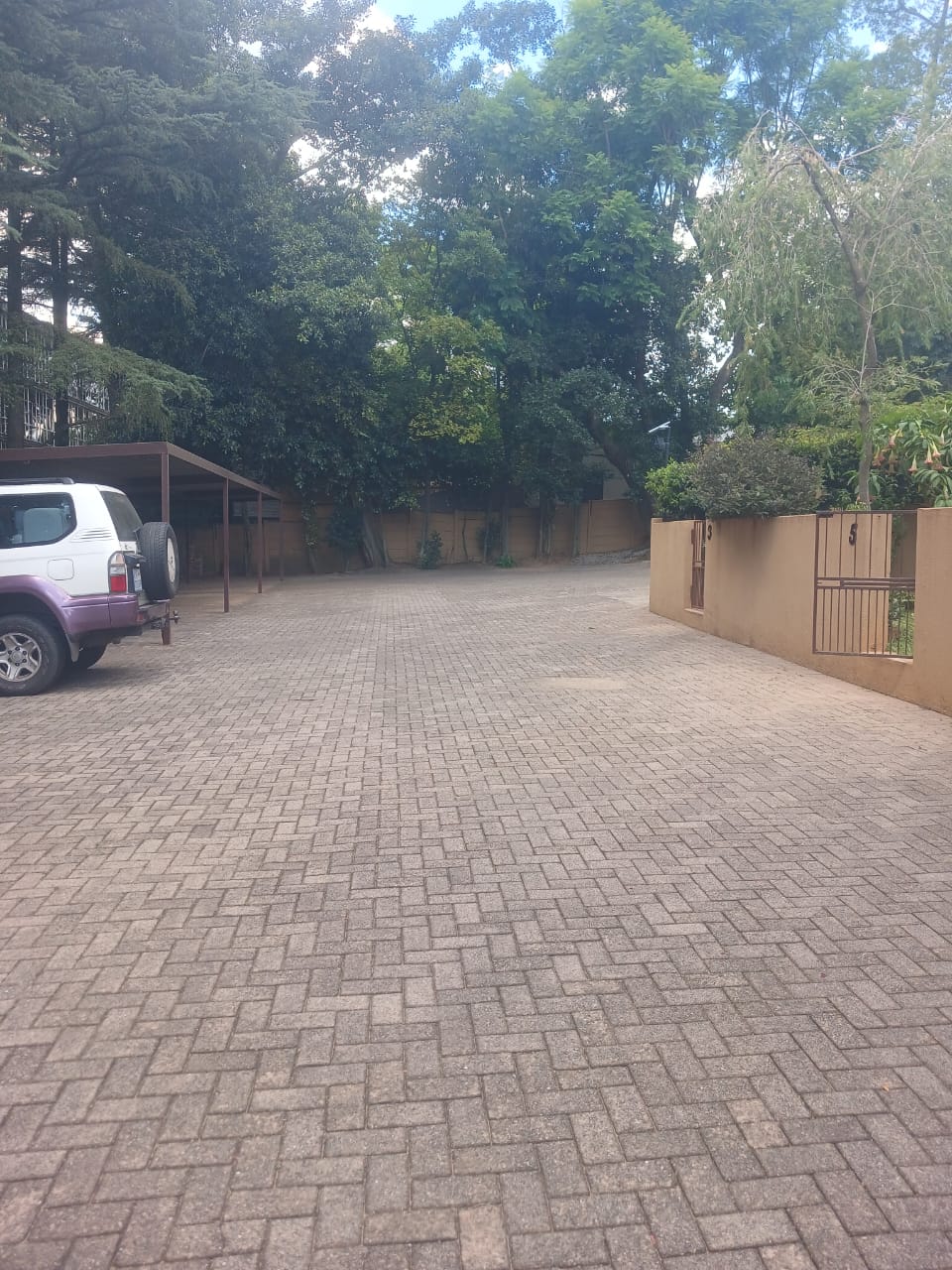 2 Bedroom Property for Sale in Northern Acres Gauteng