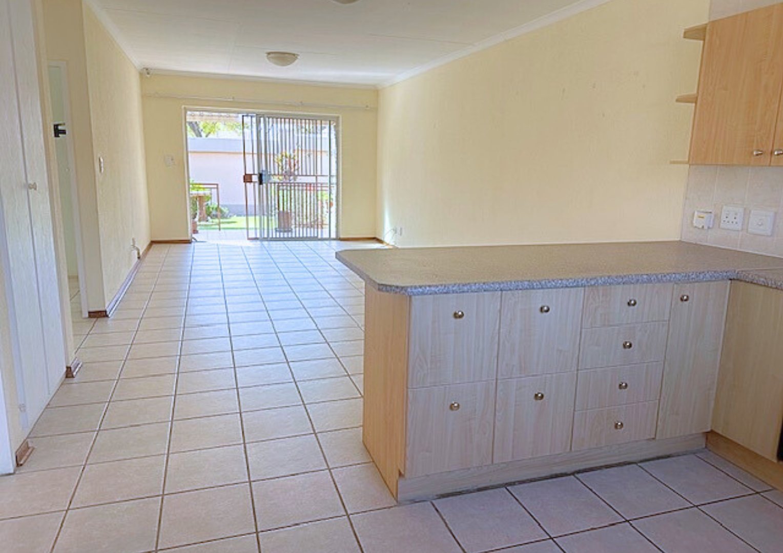 2 Bedroom Property for Sale in Honeydew Grove Gauteng