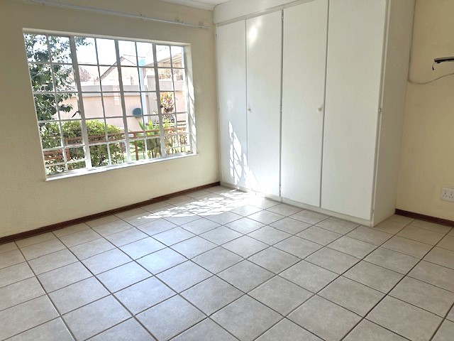 2 Bedroom Property for Sale in Honeydew Grove Gauteng