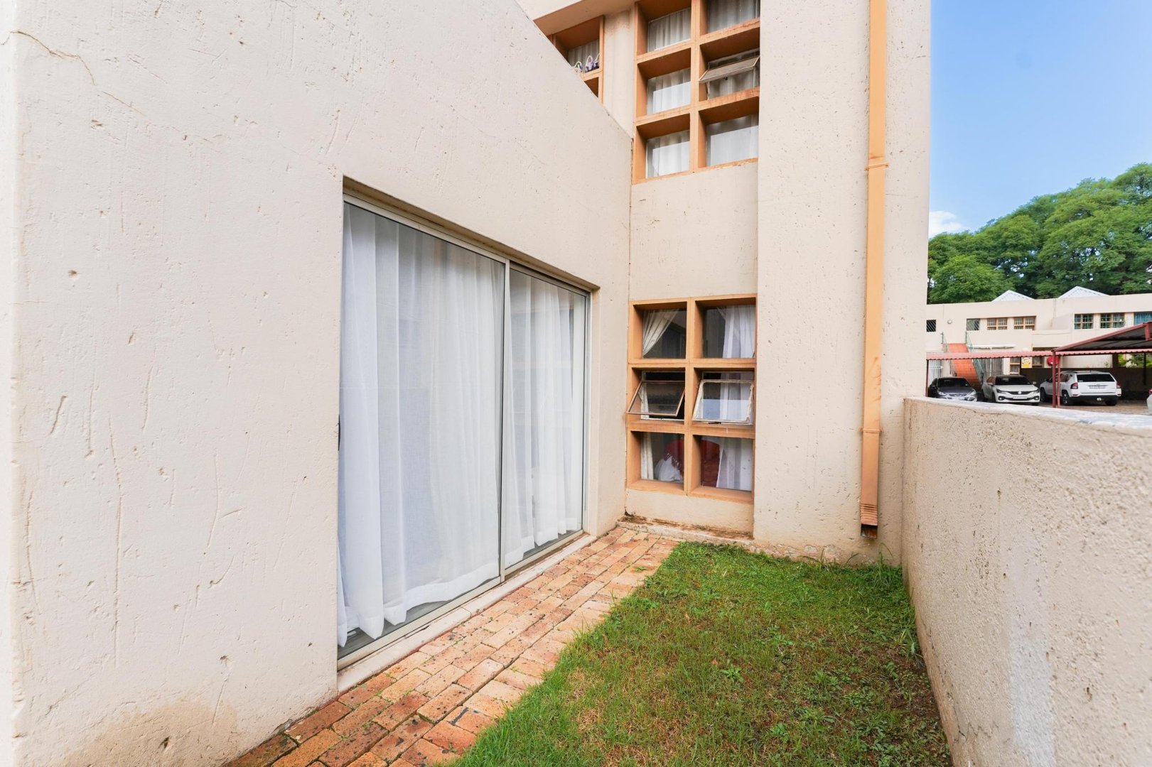 To Let 2 Bedroom Property for Rent in Upper Houghton Gauteng