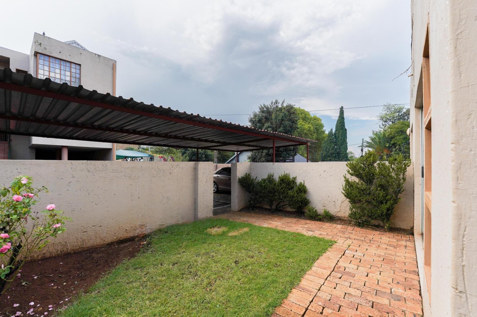 To Let 2 Bedroom Property for Rent in Upper Houghton Gauteng