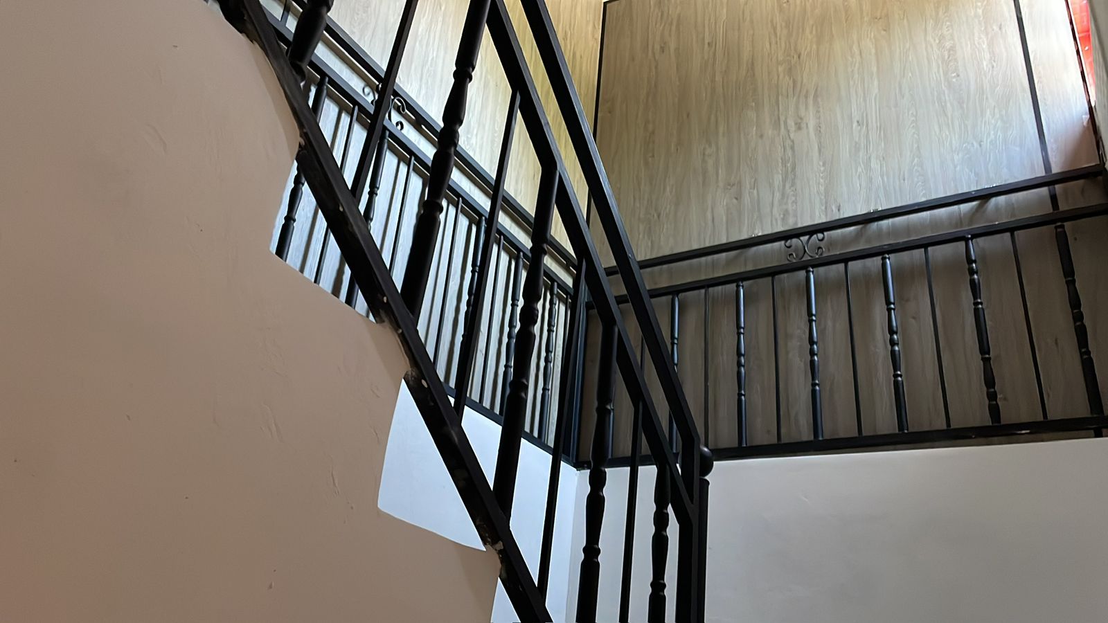 6 Bedroom Property for Sale in Montana Park Gauteng