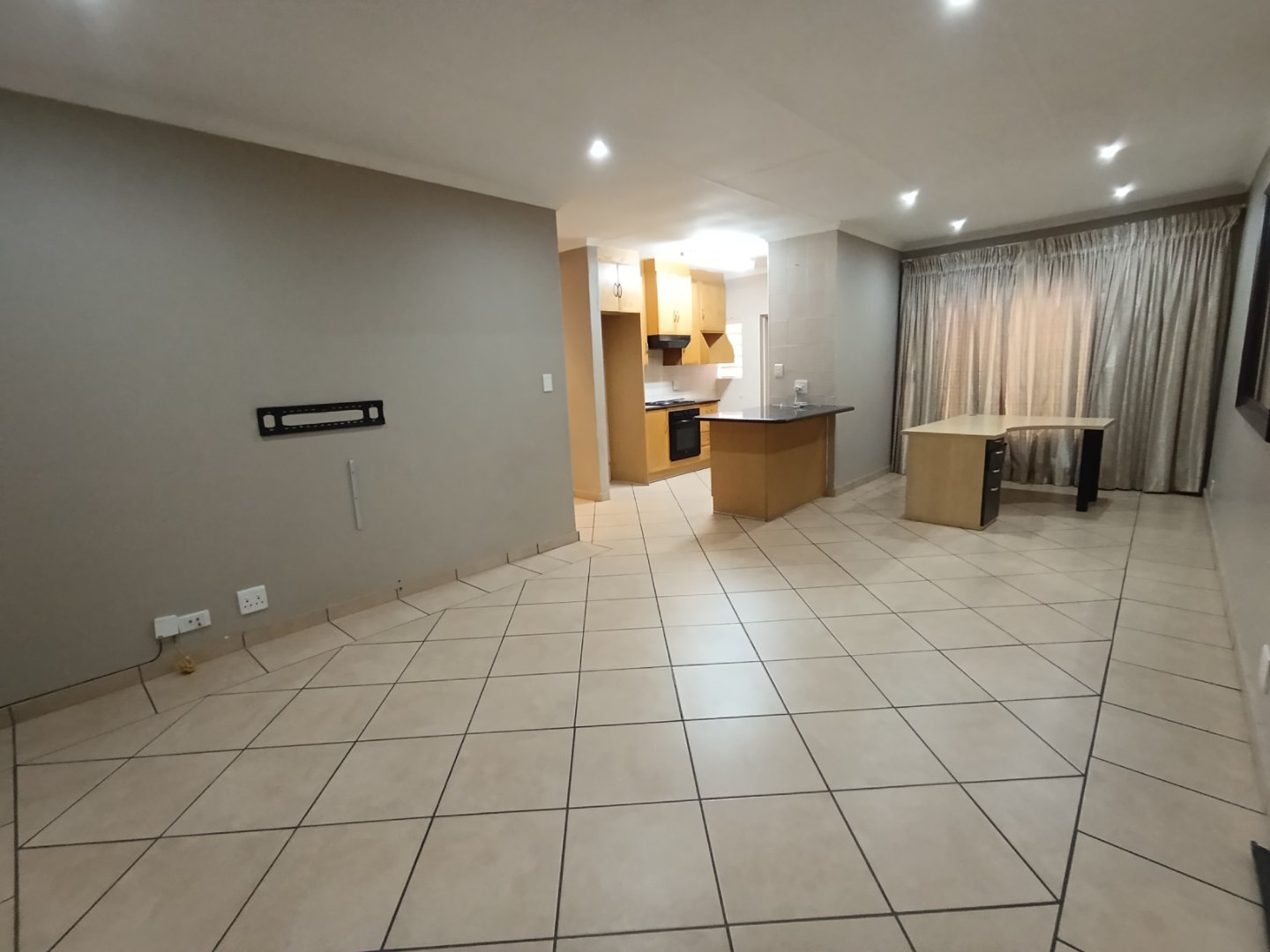 To Let 3 Bedroom Property for Rent in Amberfield Gauteng