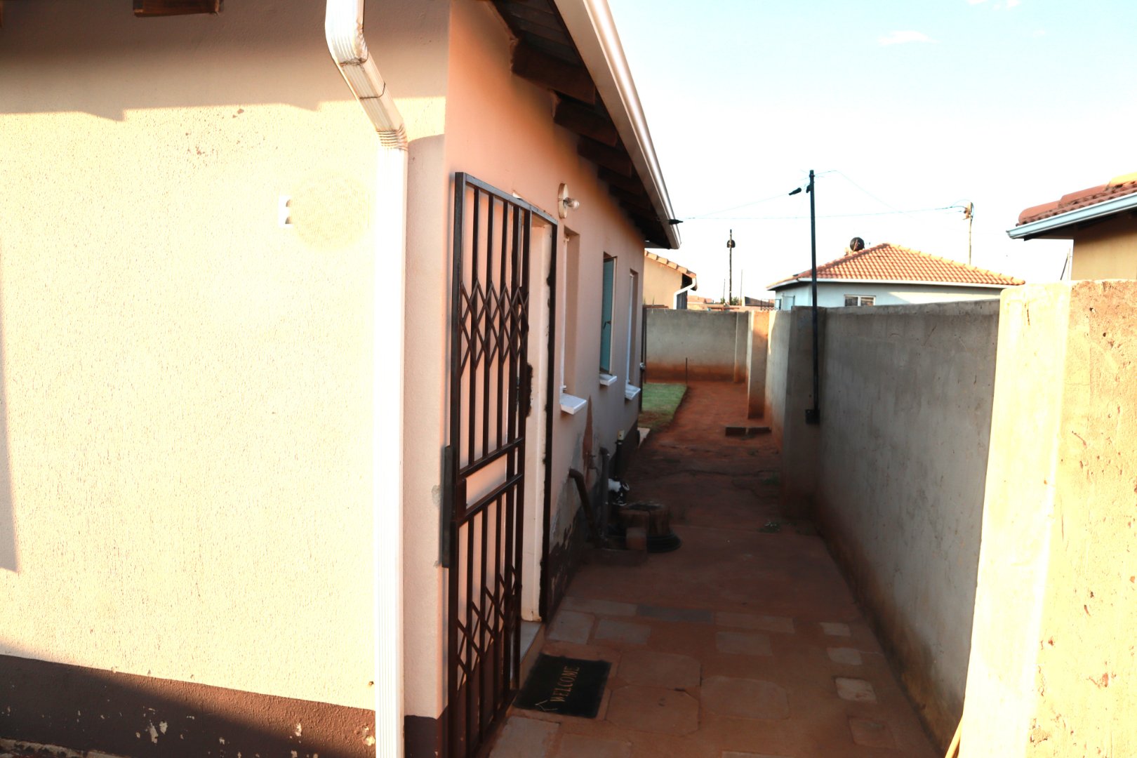 2 Bedroom Property for Sale in Protea Glen Gauteng