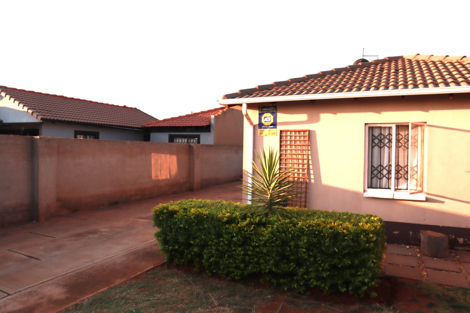 2 Bedroom Property for Sale in Protea Glen Gauteng