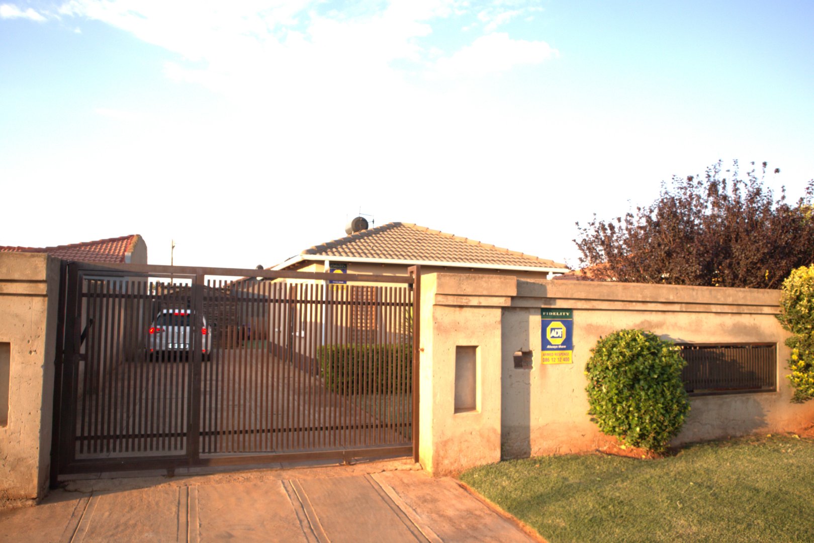 2 Bedroom Property for Sale in Protea Glen Gauteng