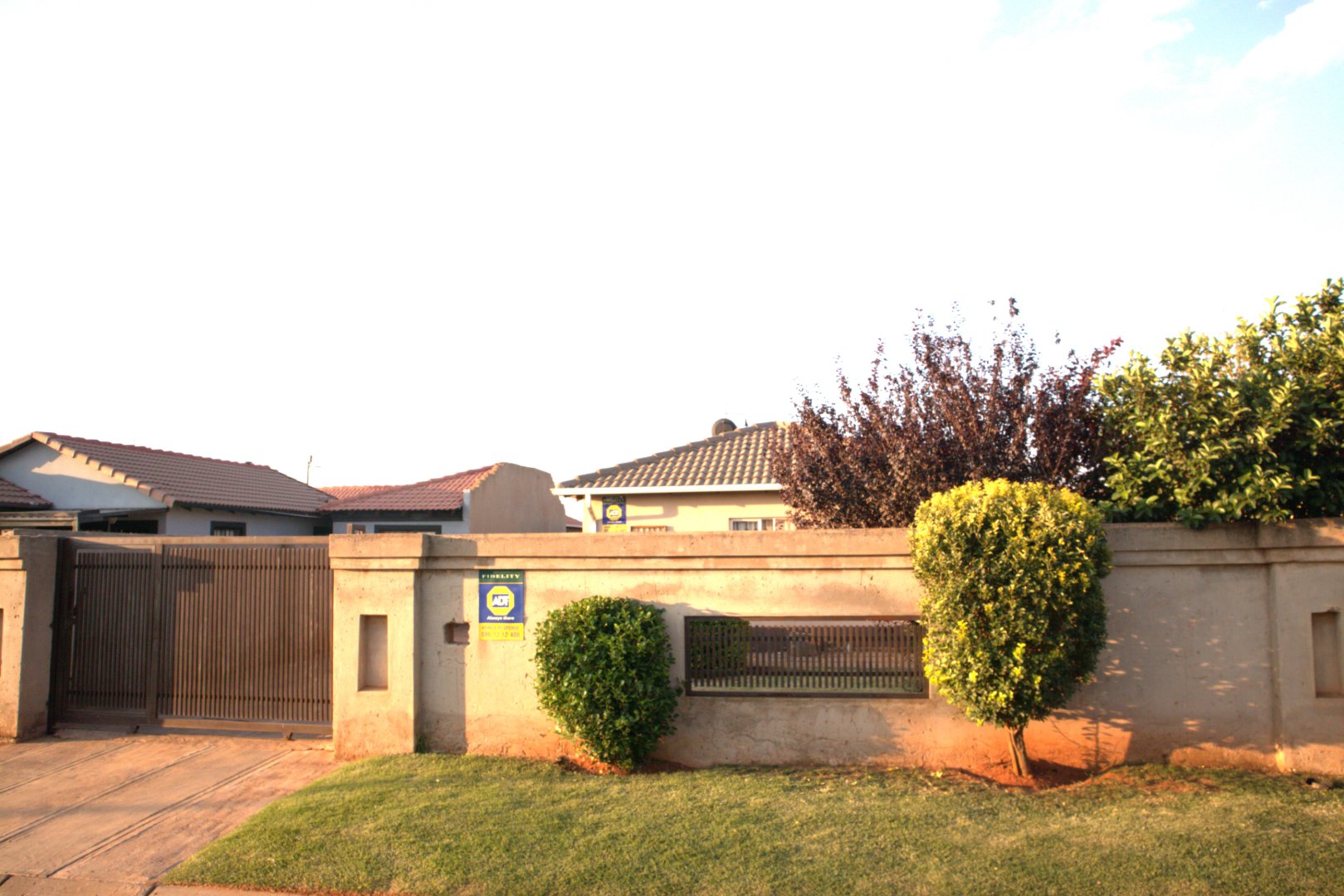 2 Bedroom Property for Sale in Protea Glen Gauteng