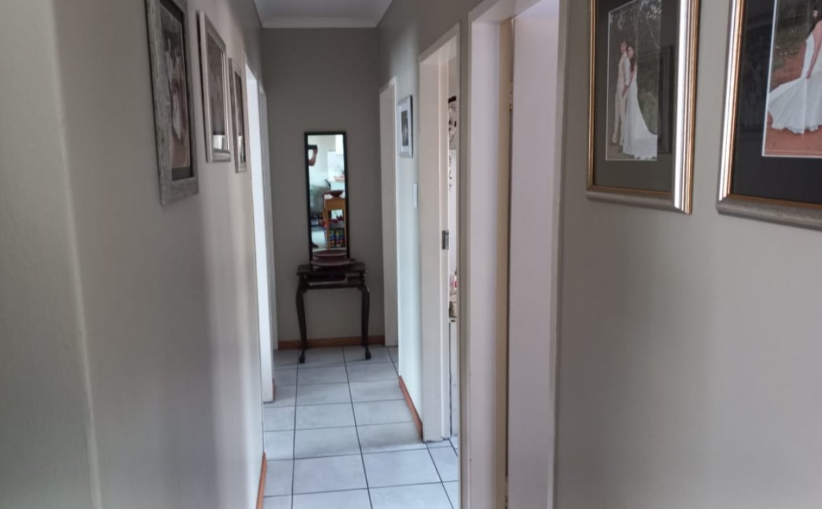 To Let 3 Bedroom Property for Rent in Theresa Park Gauteng