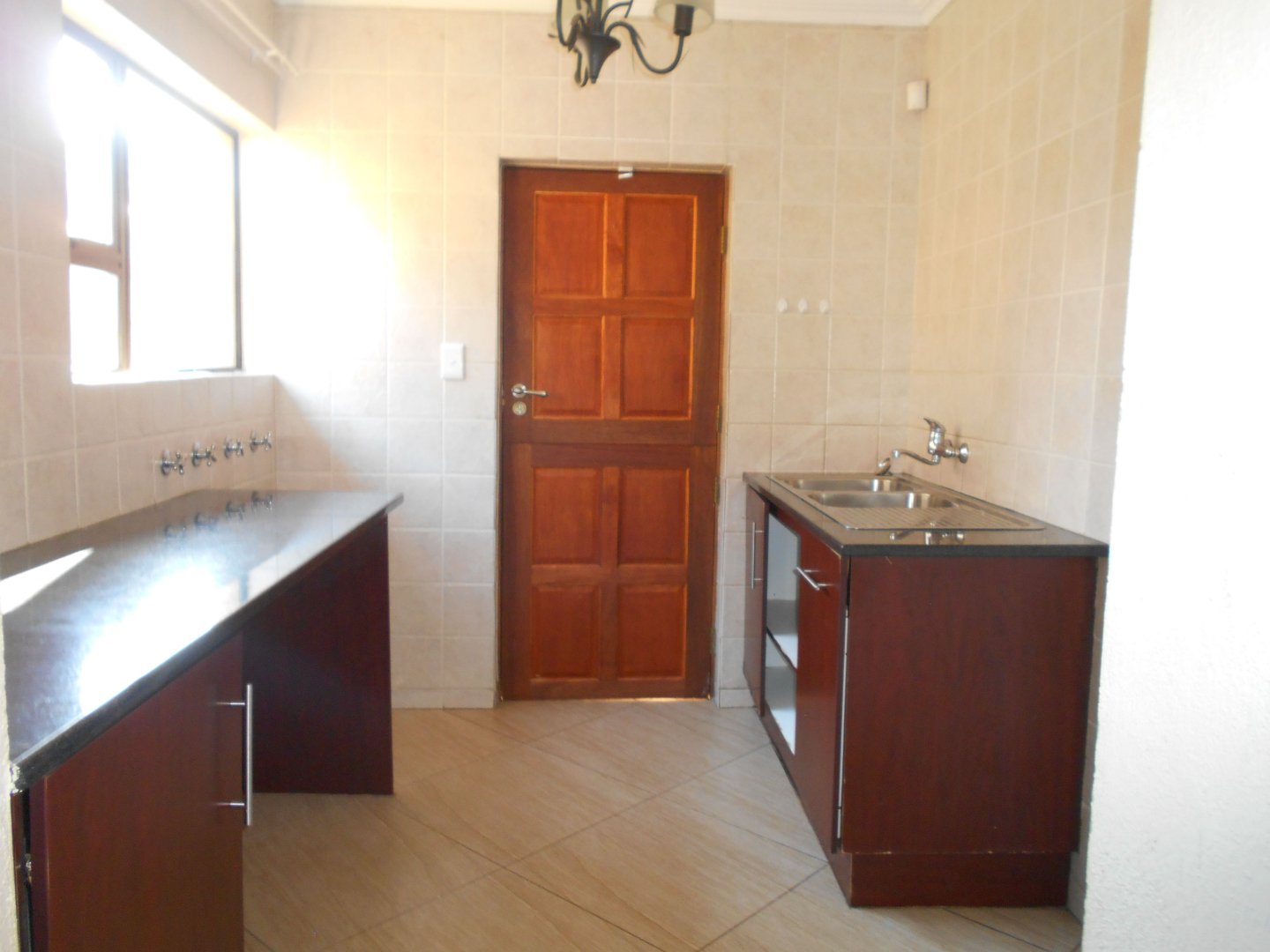 To Let 3 Bedroom Property for Rent in Thatchfield Close Gauteng