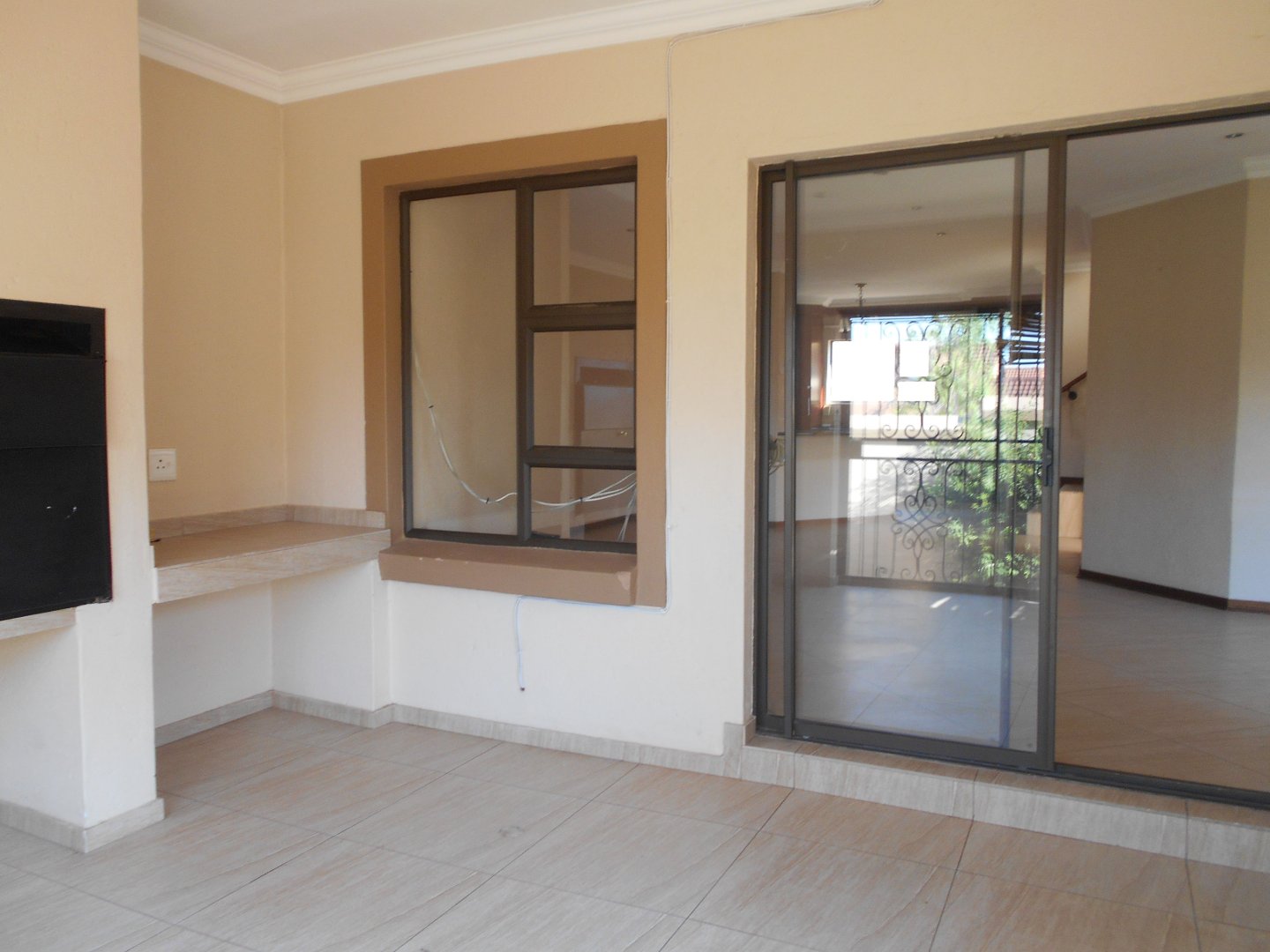 To Let 3 Bedroom Property for Rent in Thatchfield Close Gauteng