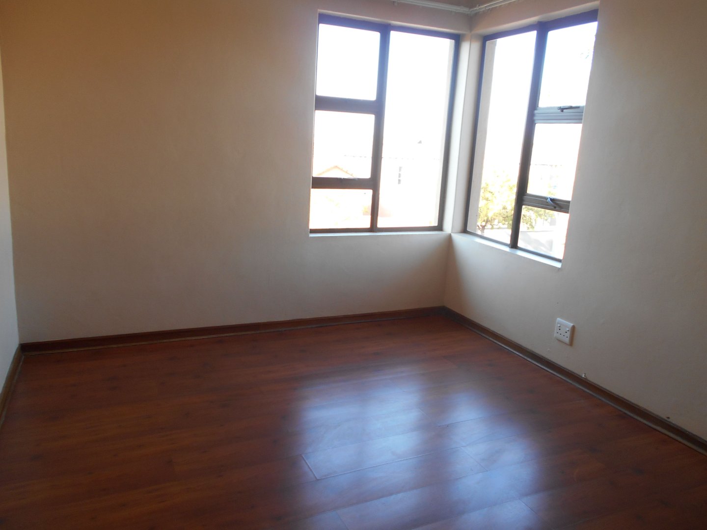 To Let 3 Bedroom Property for Rent in Thatchfield Close Gauteng