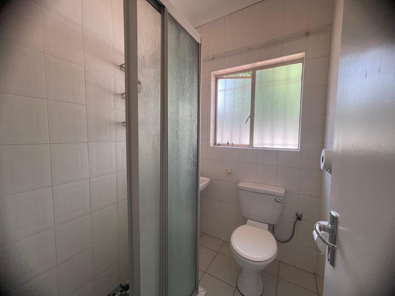 To Let 4 Bedroom Property for Rent in Weltevreden Park Gauteng