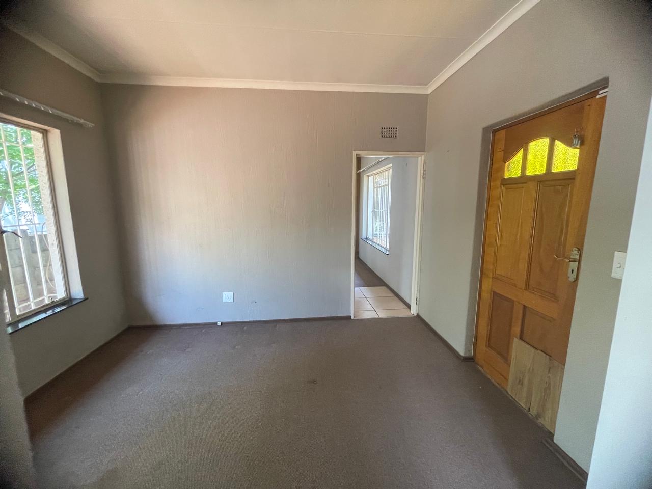 To Let 4 Bedroom Property for Rent in Weltevreden Park Gauteng