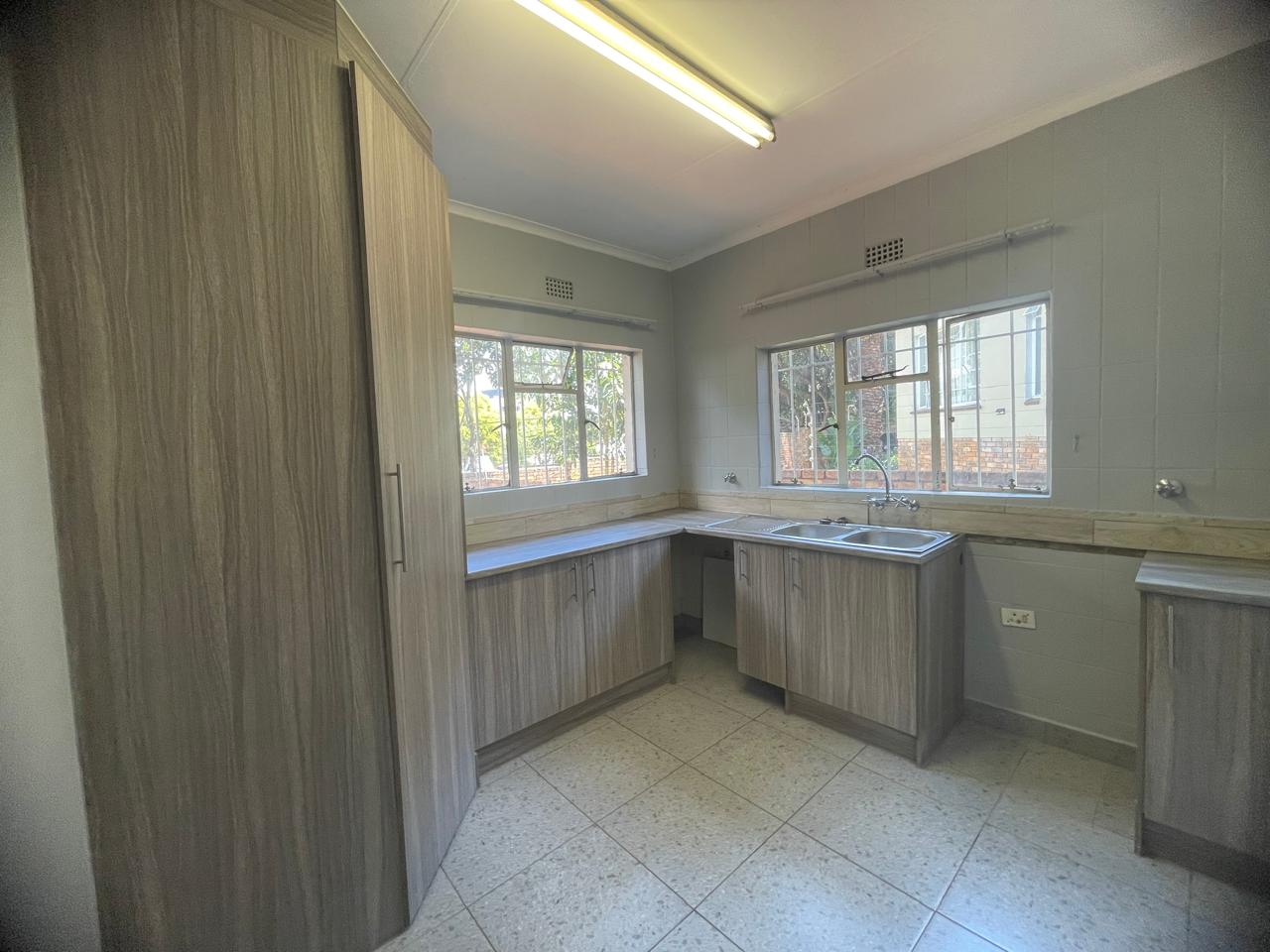 To Let 4 Bedroom Property for Rent in Weltevreden Park Gauteng