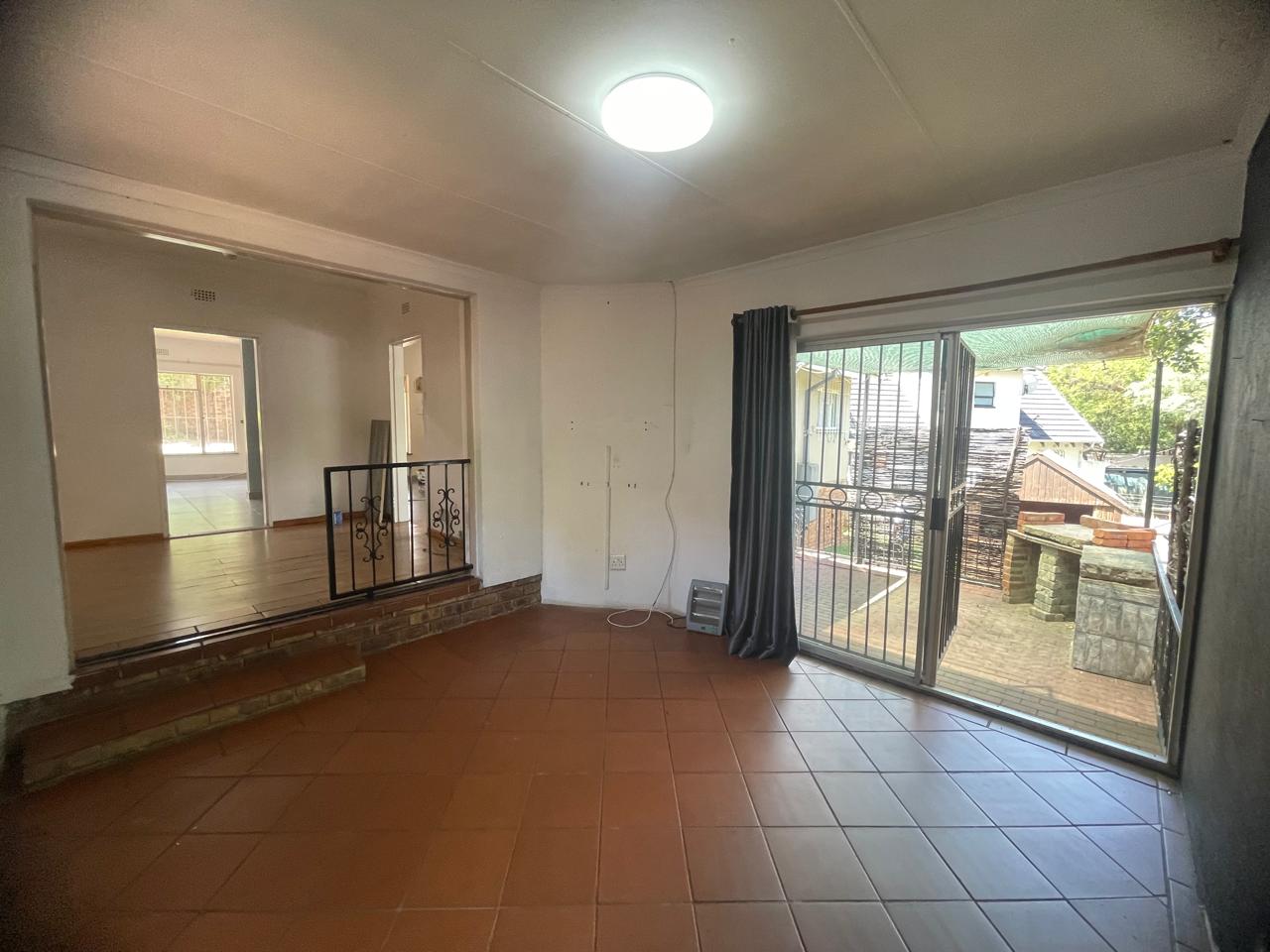 To Let 4 Bedroom Property for Rent in Weltevreden Park Gauteng