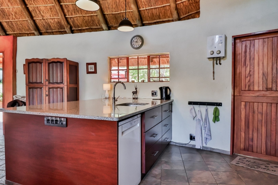 5 Bedroom Property for Sale in Dinokeng Game Reserve Gauteng