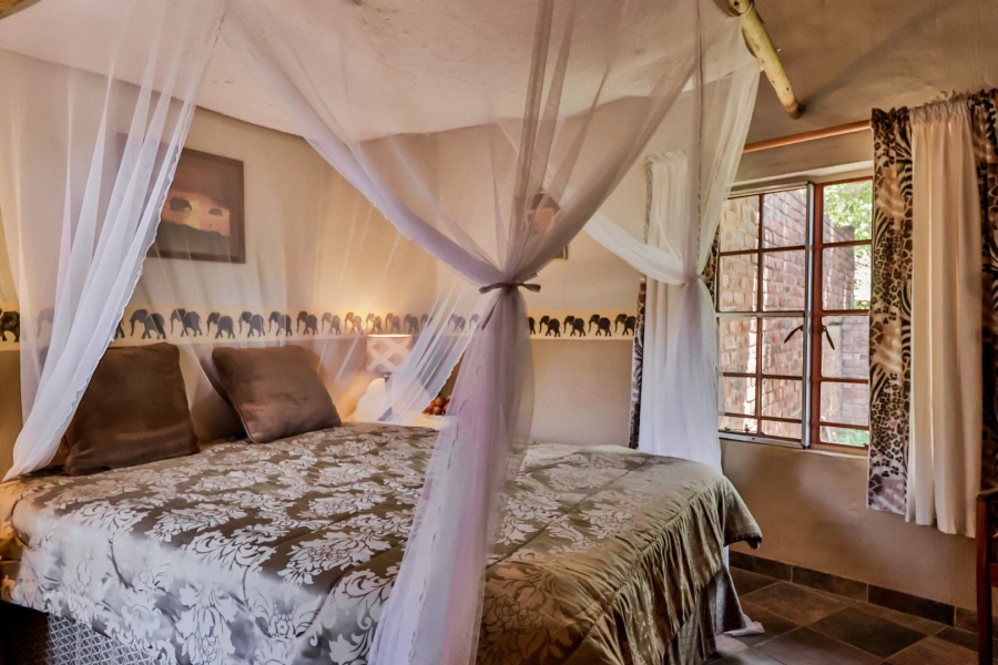 5 Bedroom Property for Sale in Dinokeng Game Reserve Gauteng