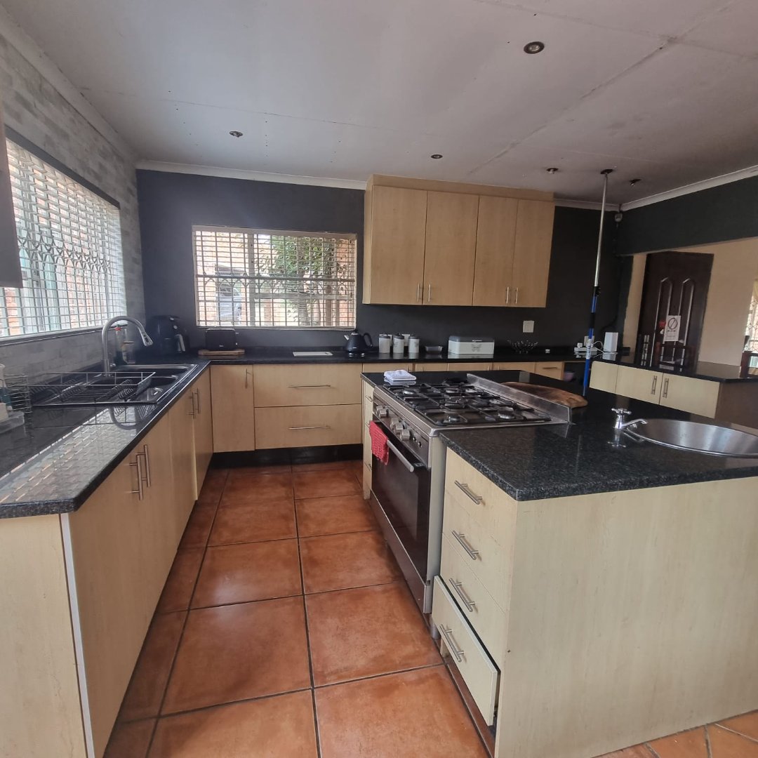 4 Bedroom Property for Sale in Driefontein Gauteng