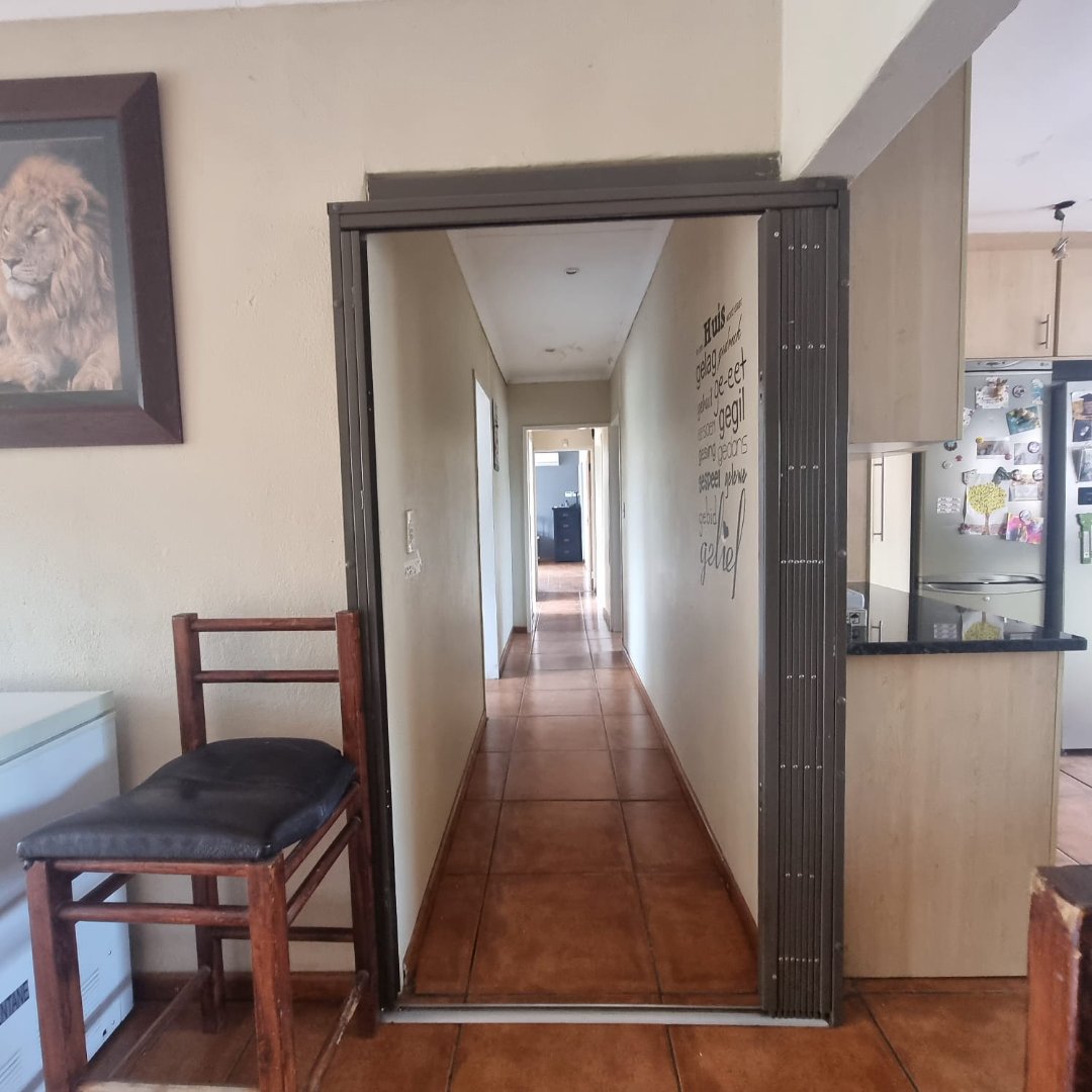 4 Bedroom Property for Sale in Driefontein Gauteng