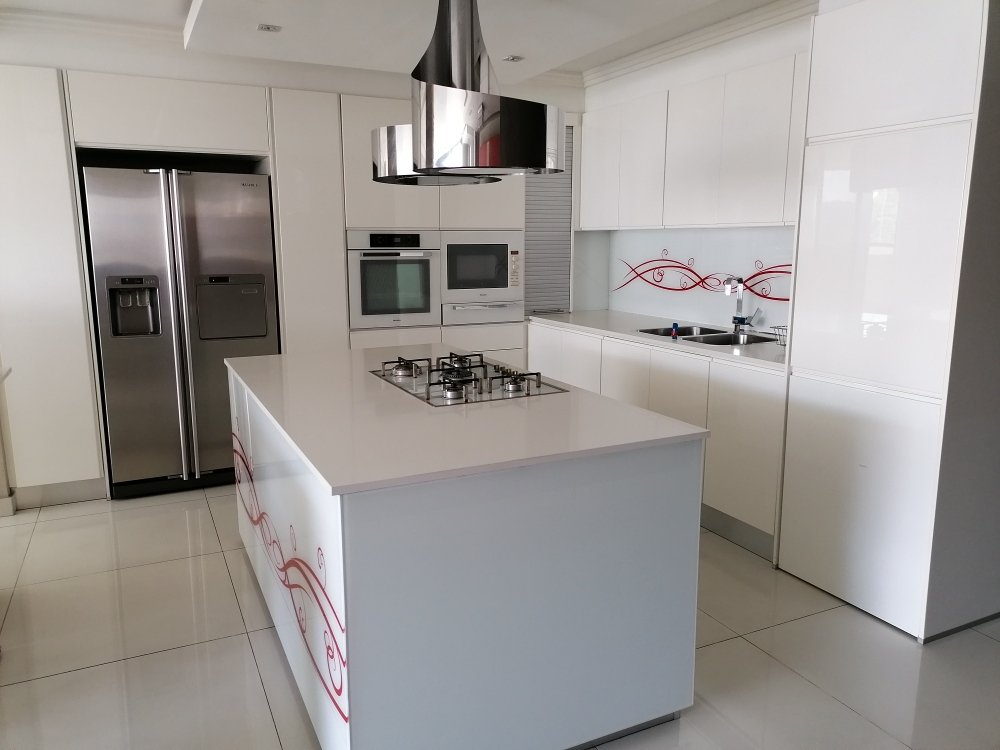 To Let 3 Bedroom Property for Rent in Sandown Gauteng