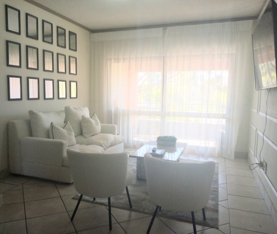 To Let 2 Bedroom Property for Rent in Lonehill Gauteng