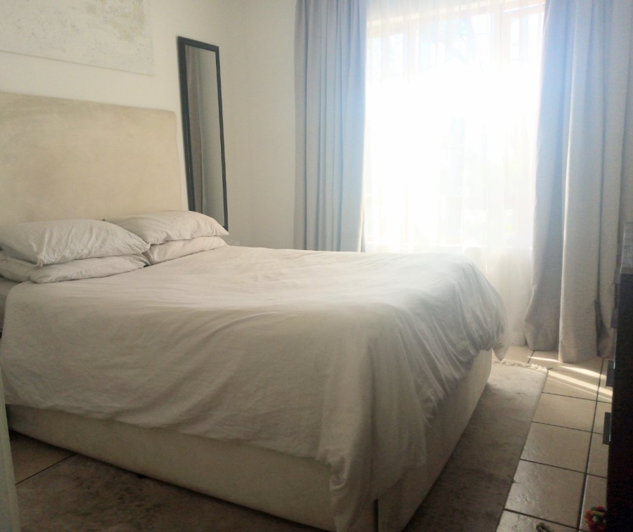 To Let 2 Bedroom Property for Rent in Lonehill Gauteng