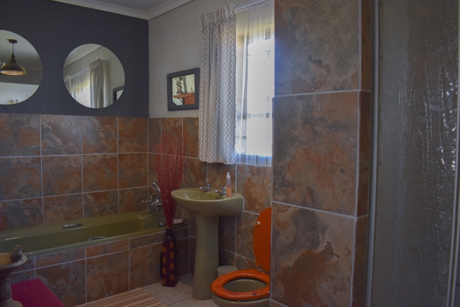 11 Bedroom Property for Sale in Hillside Gauteng
