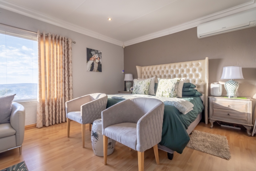 6 Bedroom Property for Sale in Noordheuwel Gauteng