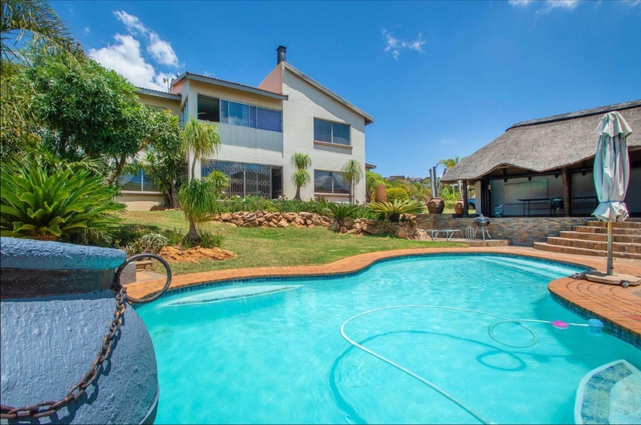 6 Bedroom Property for Sale in Noordheuwel Gauteng