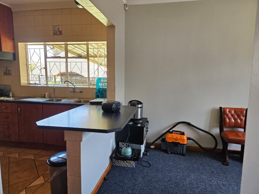 3 Bedroom Property for Sale in Greenhills Gauteng