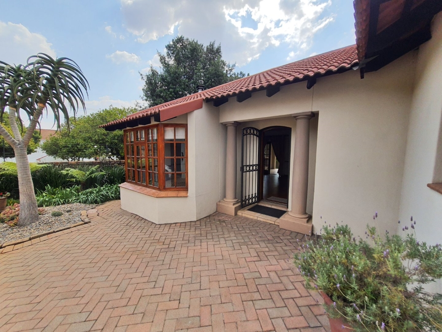 2 Bedroom Property for Sale in Brooklyn Gauteng