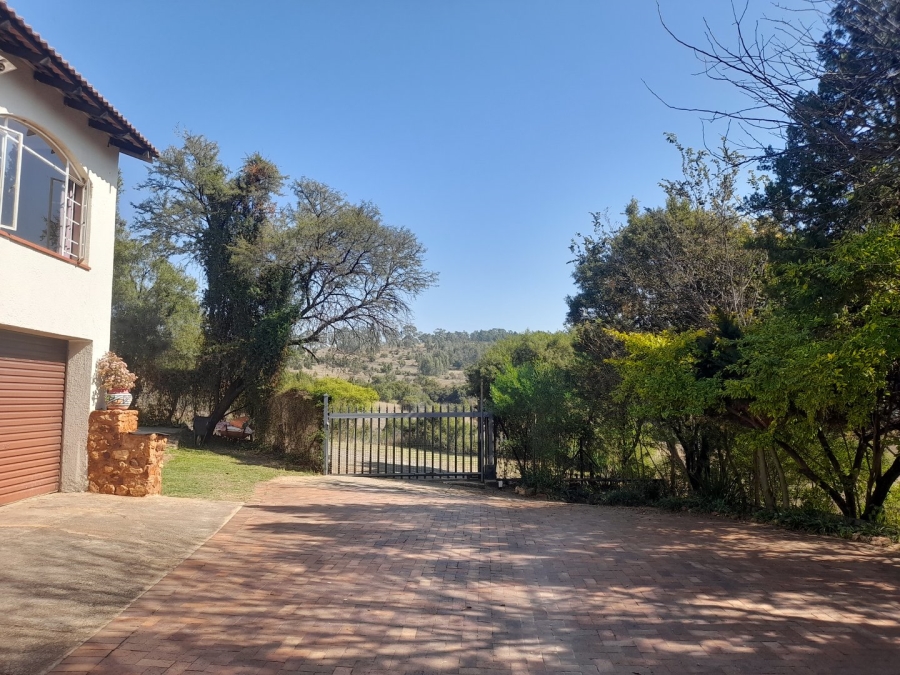 9 Bedroom Property for Sale in Riverside Estate Gauteng