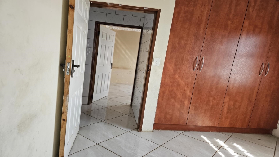 3 Bedroom Property for Sale in Etwatwa Gauteng