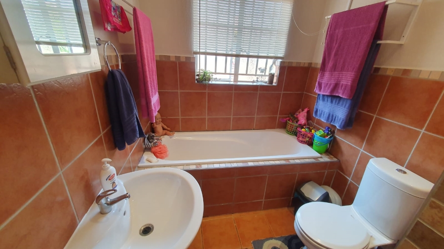 2 Bedroom Property for Sale in Wierda Park Gauteng