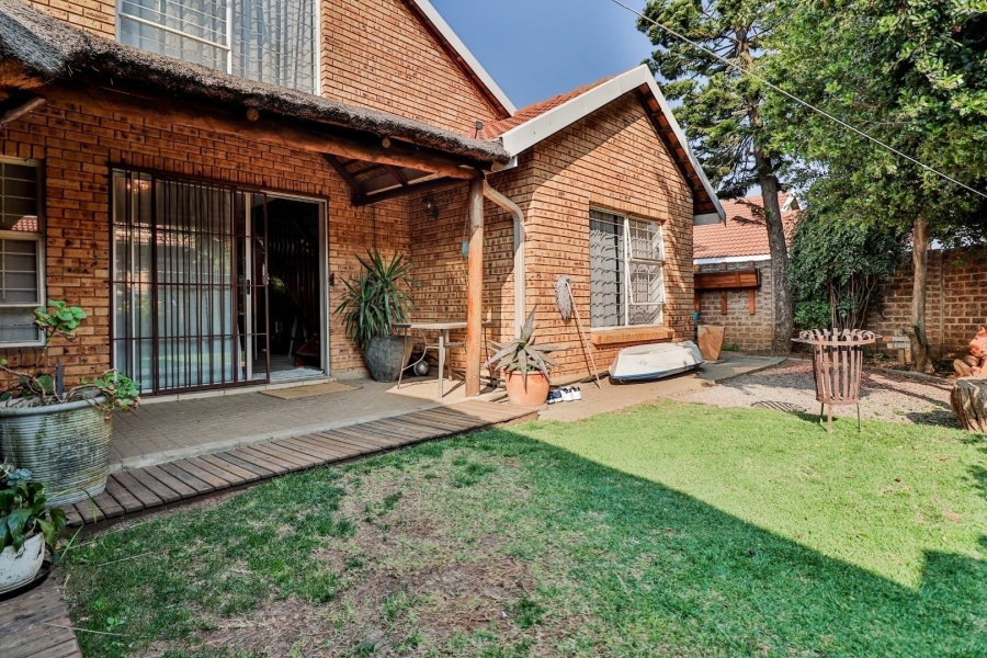 3 Bedroom Property for Sale in Bonaero Park Gauteng