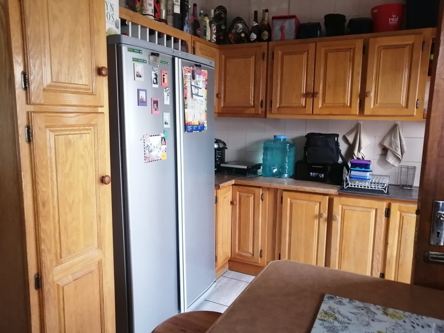 3 Bedroom Property for Sale in Strubenvale Gauteng