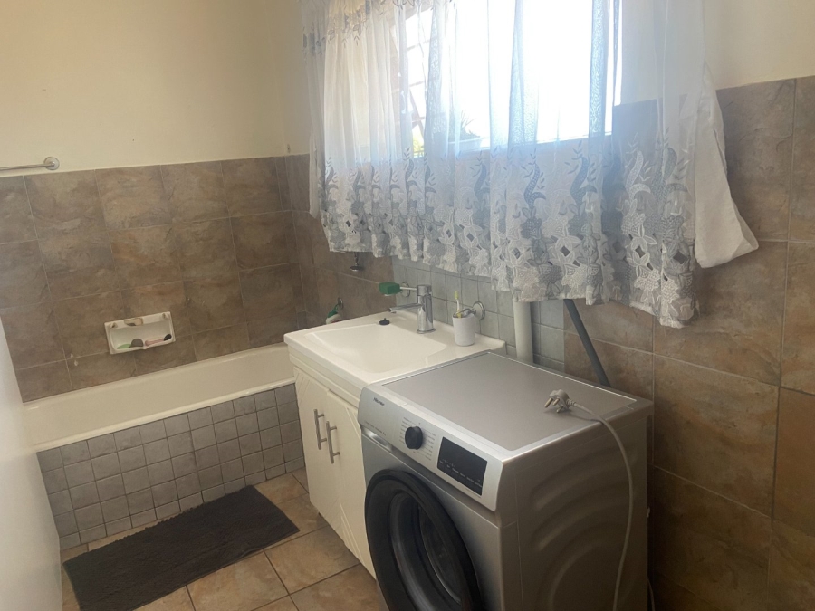 2 Bedroom Property for Sale in Quellerie Park Gauteng