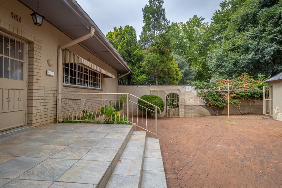 5 Bedroom Property for Sale in Chancliff A H Gauteng