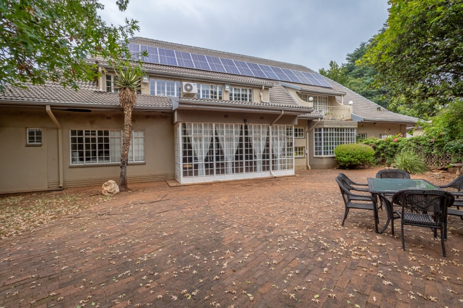 5 Bedroom Property for Sale in Chancliff A H Gauteng