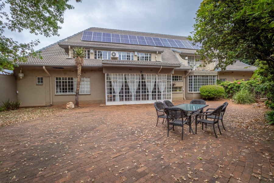 5 Bedroom Property for Sale in Chancliff A H Gauteng